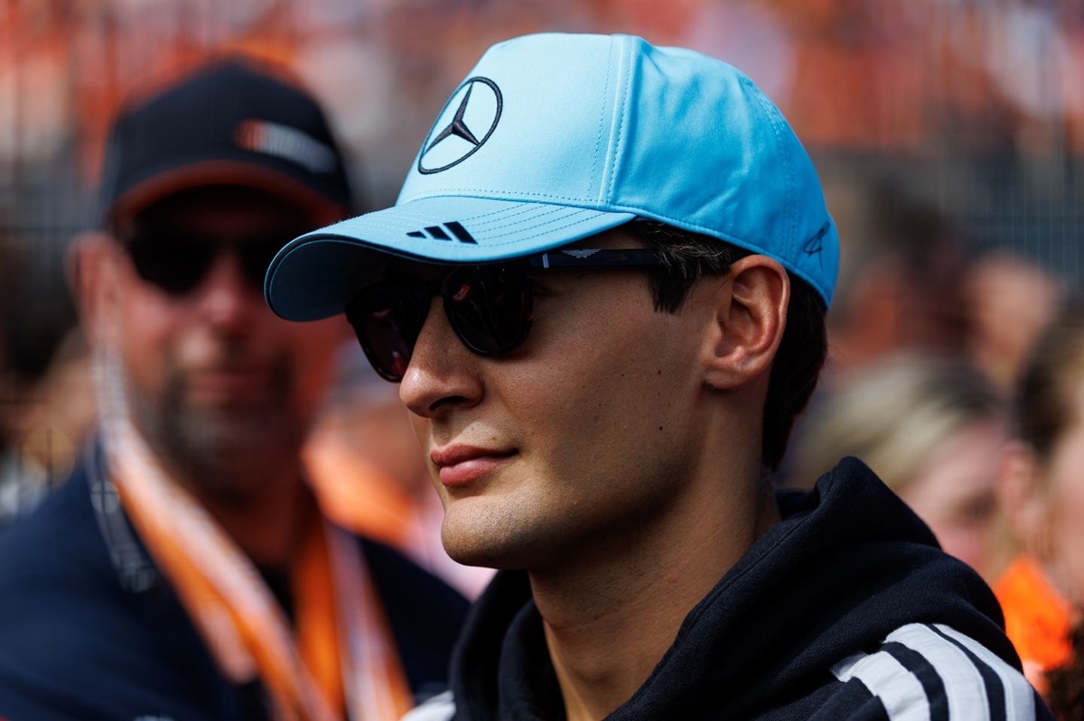 F1 - Russell descarta favoritismo da Mercedes em Monza: "Luta entre quatro equipes"